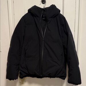 Uniqlo Black Puffer Jacket